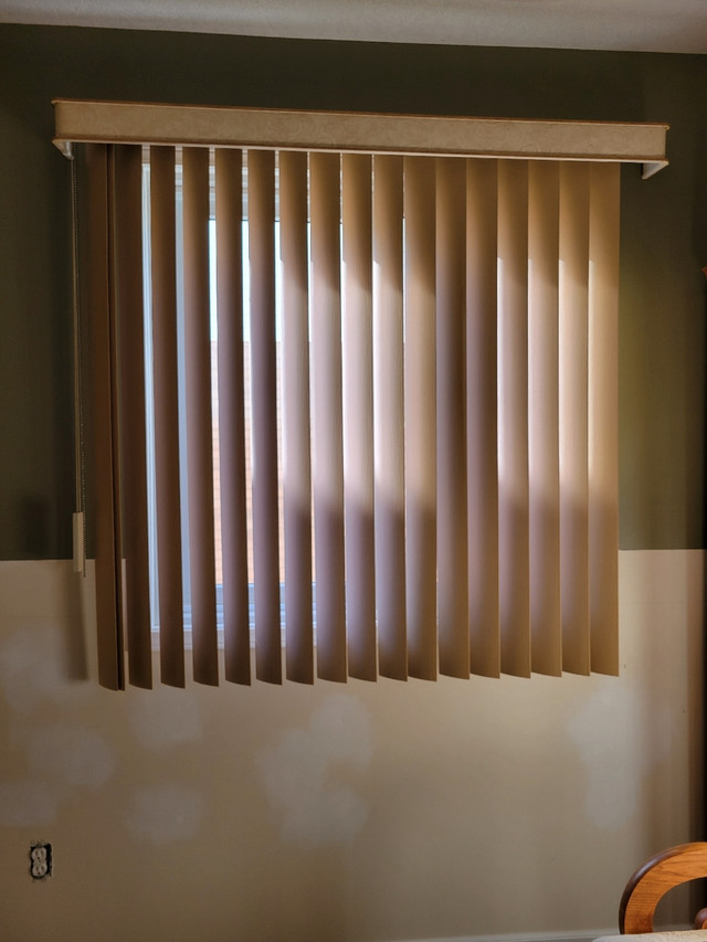 Blinds, Verticle custom in Window Treatments in Kitchener / Waterloo - Image 4
