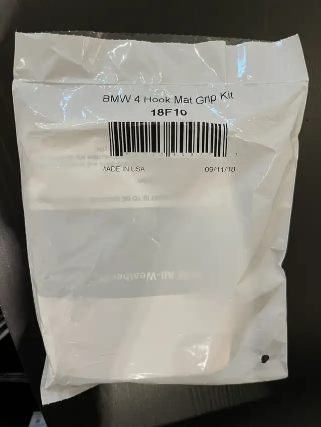 Genuine BMW 3 Series Carpeted Floor Mat - Front and Rear in Other Parts & Accessories in City of Toronto - Image 3