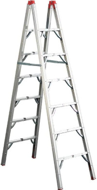 COMPACT FOLDING LADDER - 7ft