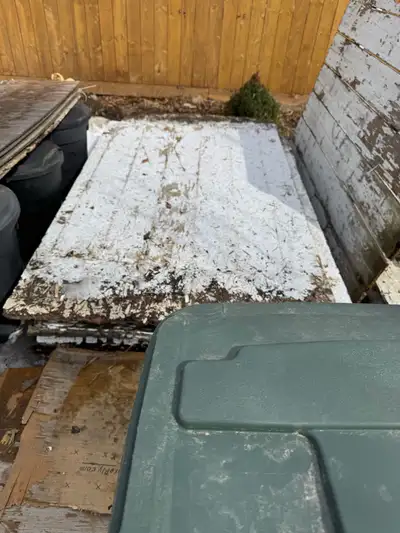 free- 4x8 sheets  wood osb ,17 sheets - text 649 998-9850, View more