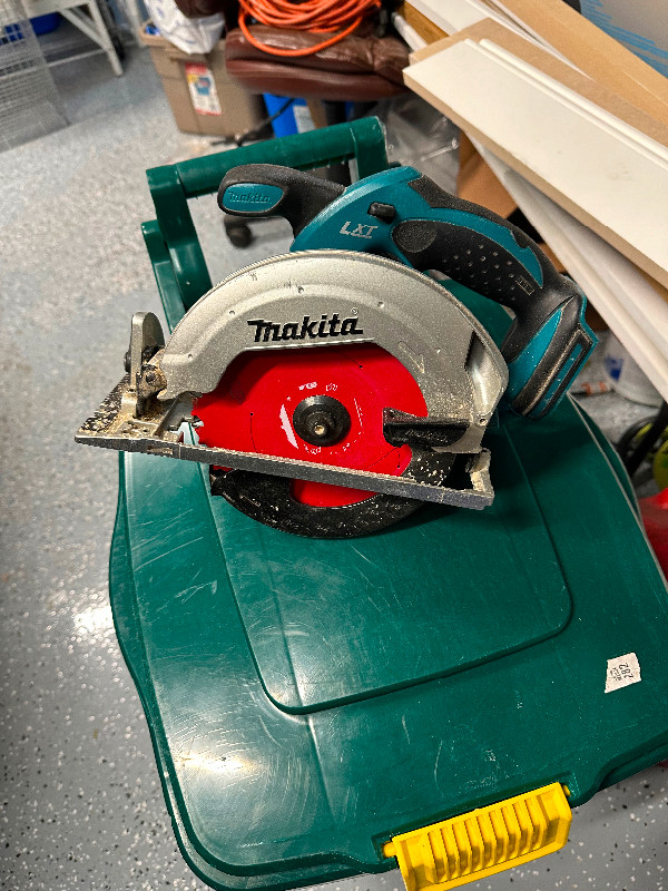 Makita circular saw in Power Tools in Dartmouth - Image 2