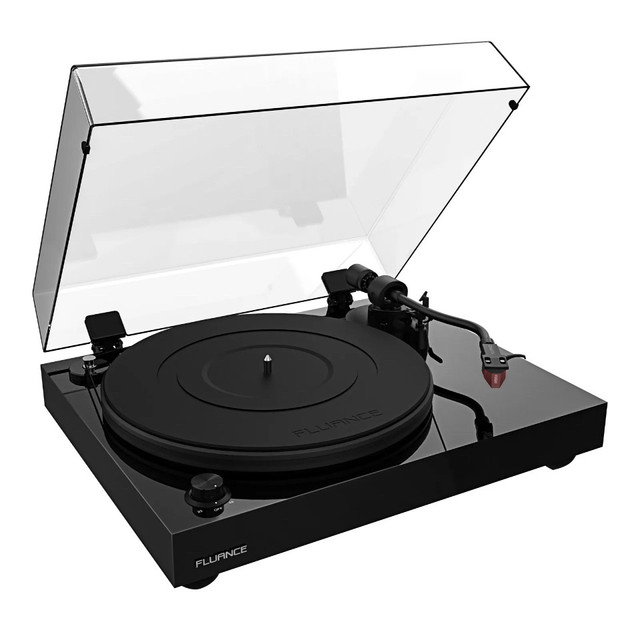 RT83 Reference HiFi Vinyl Turntable Record Player   in General Electronics in Bedford