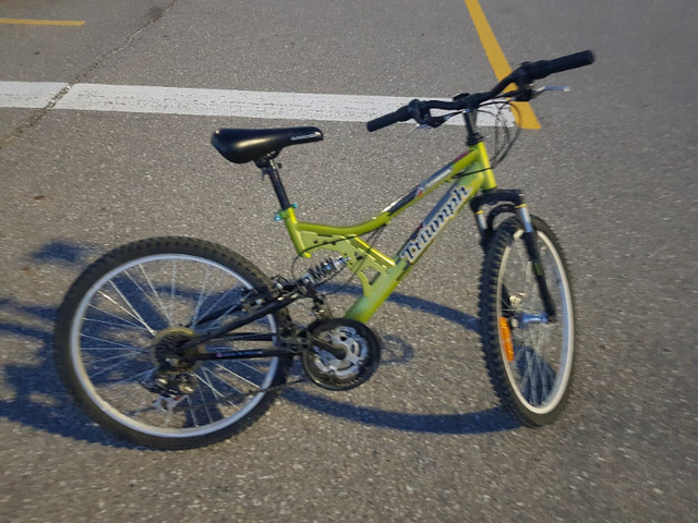 Green 24 MOUNTAIN bicycle disc brake dual suspension., in Mountain in Mississauga / Peel Region - Image 4