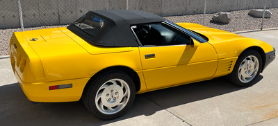 1994 Corvette Convertible 33,000 original kms 350 LT1, 6 speed standard $25,000