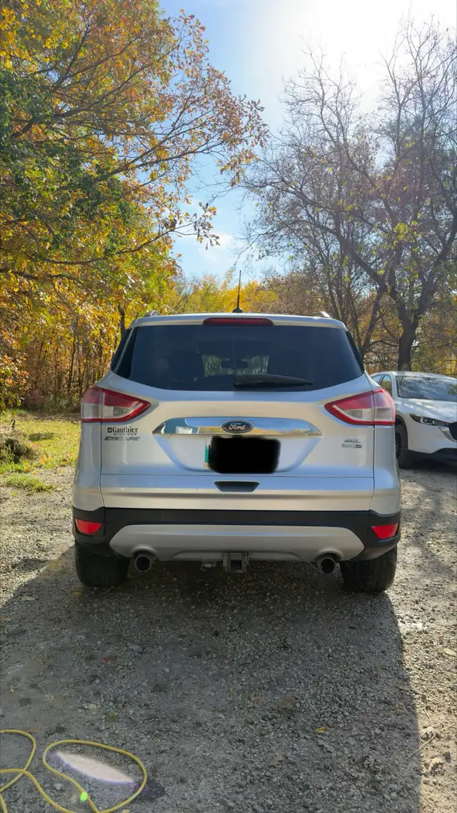 2013 Ford Escape  in Cars & Trucks in Winnipeg - Image 5