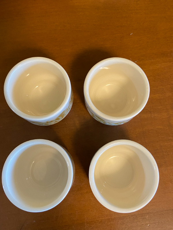 Vintage Retro Set of Four HORNSEA Pottery Egg Cups with Fleur in Arts & Collectibles in Oshawa / Durham Region - Image 4