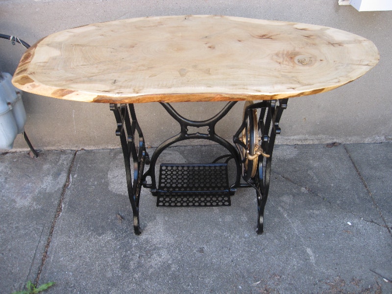 LIVE EDGE SPALTED MAPLE TABLE ON CAST IRON SEWING MACHINE BASE Arts