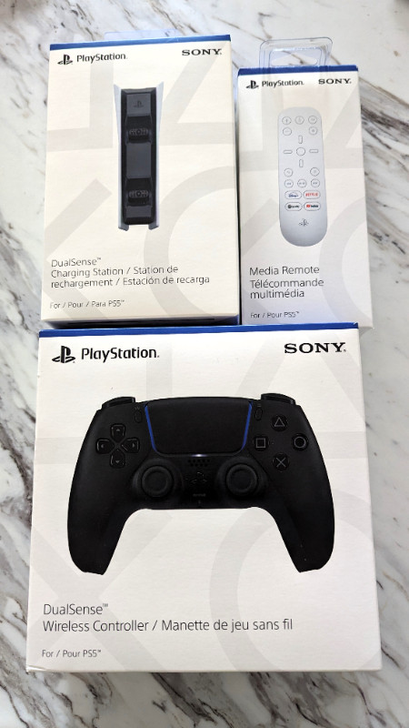 SONY PS5 CONTROLLER CHARGER - Brand New & Unused in Sony Playstation 5 in City of Toronto - Image 2