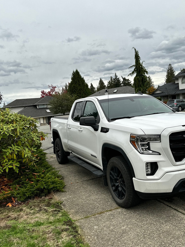 2021 GMC SIERRA ELEVATION 3.0 DURAMAX in Cars & Trucks in Calgary