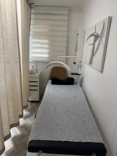 Lash Bed & Beauty Workspace for Rent – Aurora, View more
