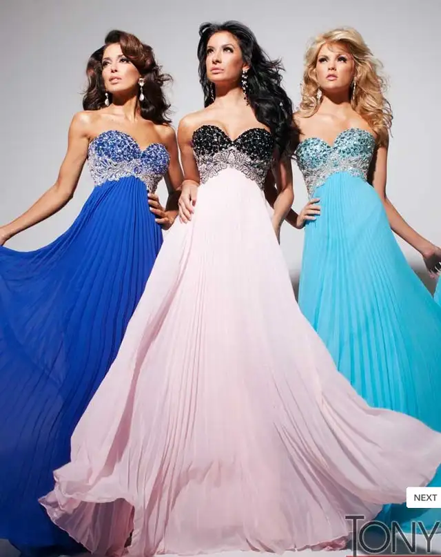 Tony Bowls Designer Grad Prom Dress in Women's - Dresses & Skirts in Delta/Surrey/Langley - Image 3