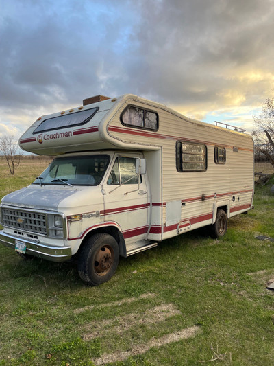 1982 Chevy Motorhome for parts or whole/ HUNTING SHACK?