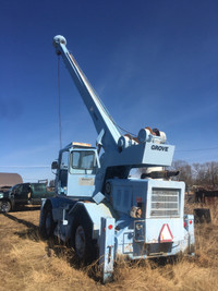 Grove crane and soil screening equipment 