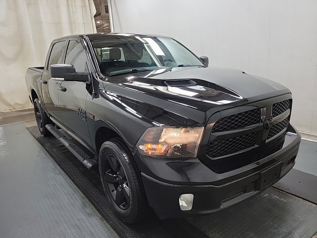 2019 Ram 1500 Classic SLT 4x4 Crew Cab with the 3.0L EcoDiesel in Cars & Trucks in City of Toronto - Image 3