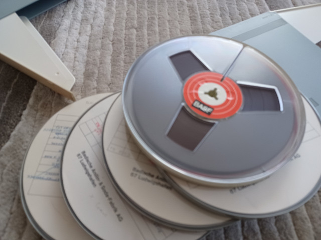 Lot of 5 reel to reel bobines, sound tapes Basf 7"" dans CD, DVD et Blu-ray  à Ouest de l’Île