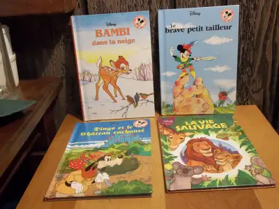 40 livres CLUB DU LIVRE MICKEY. 5$ chacun, View more