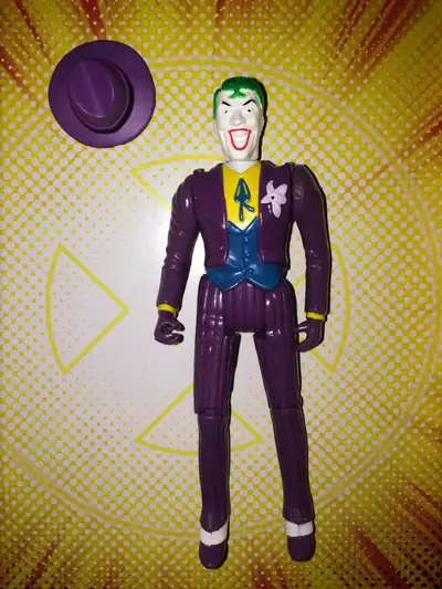 great looking vintage 1989 batman movie joker figure with 2 curls of hair on his forehead which was...
