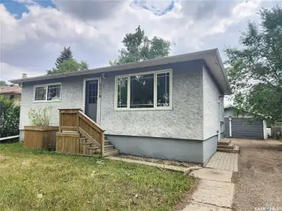 Welcome to 1118 Park Avenue in Weyburn! This 3 bedroom, 2 bathroom home could have a potential incom...