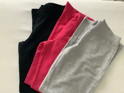 3 Pantalons pour fille (10/12 ans), View more