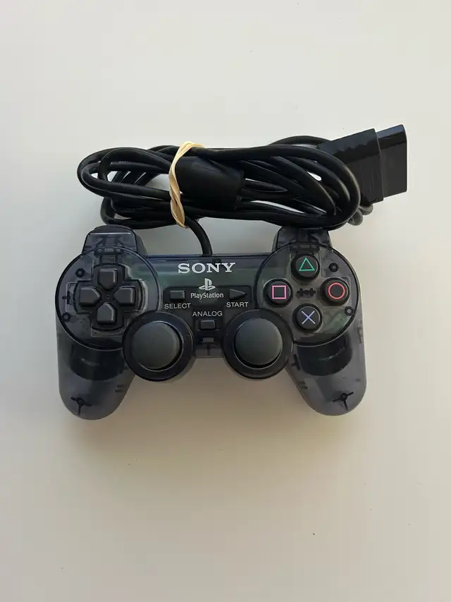 PS1/2 controllers in Older Generation in Winnipeg - Image 4