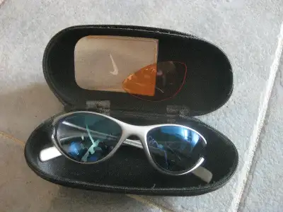 Lunette de soleil pour femme, View more