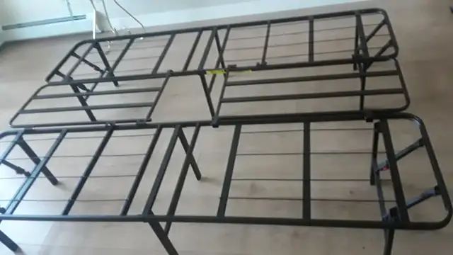 2 in 1 Metal Bed Frame, Twin/Full: like Brand- New: Only $9563804703105027120