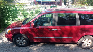 2007 Hyundai Entourage GLS