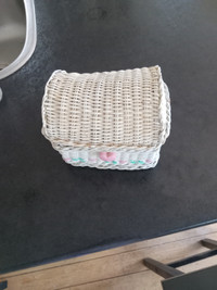 small wicker basket - for free