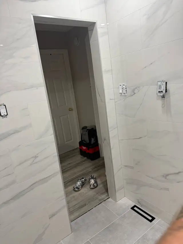  Handyman | Tiling, Flooring, Painting & Repairs