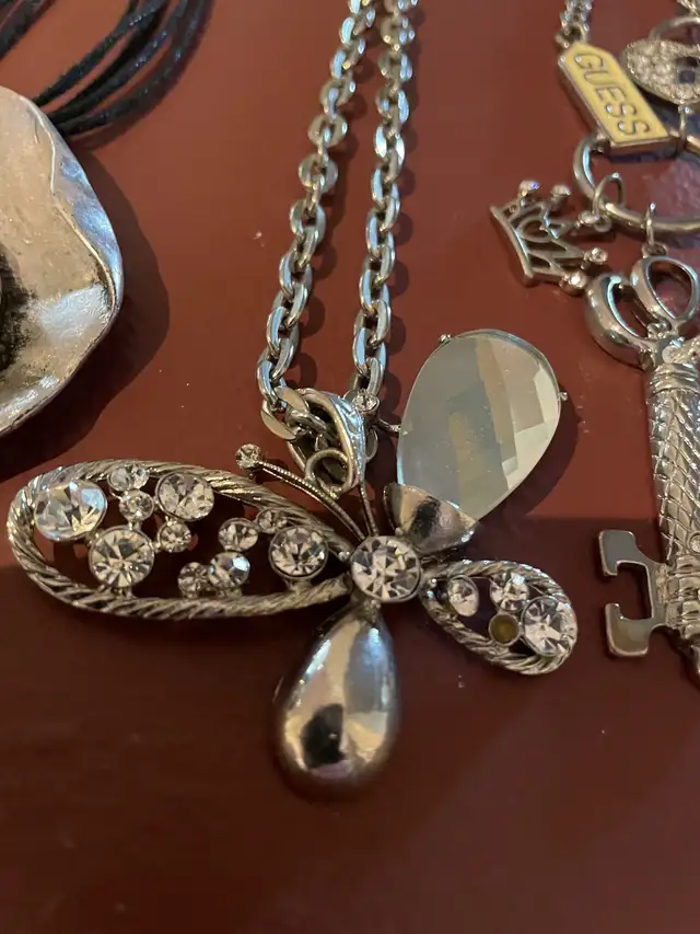 NECKLACES in Jewellery & Watches in Winnipeg - Image 5