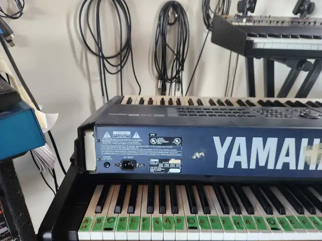 yamaha ex5 for trade in Pianos & Keyboards in City of Montréal - Image 10