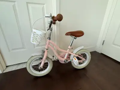 Kids bike 12 inch like new with side wheels , View more