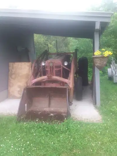 1954 international 300 gas, View more