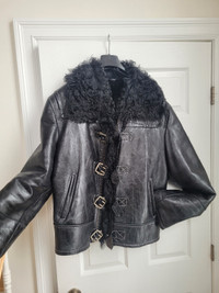 NEW Men's Designer Leather Winter Jacket. Size Medium