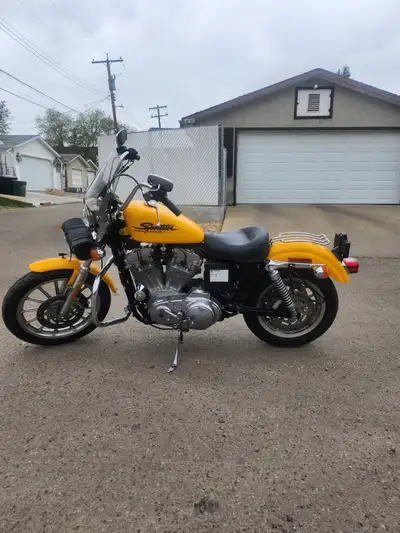 SELLING A Harley Davidson XL 883 SPORTSTER - Only has 7,000km - Put a 1200 Bore kit on it - Owned it...