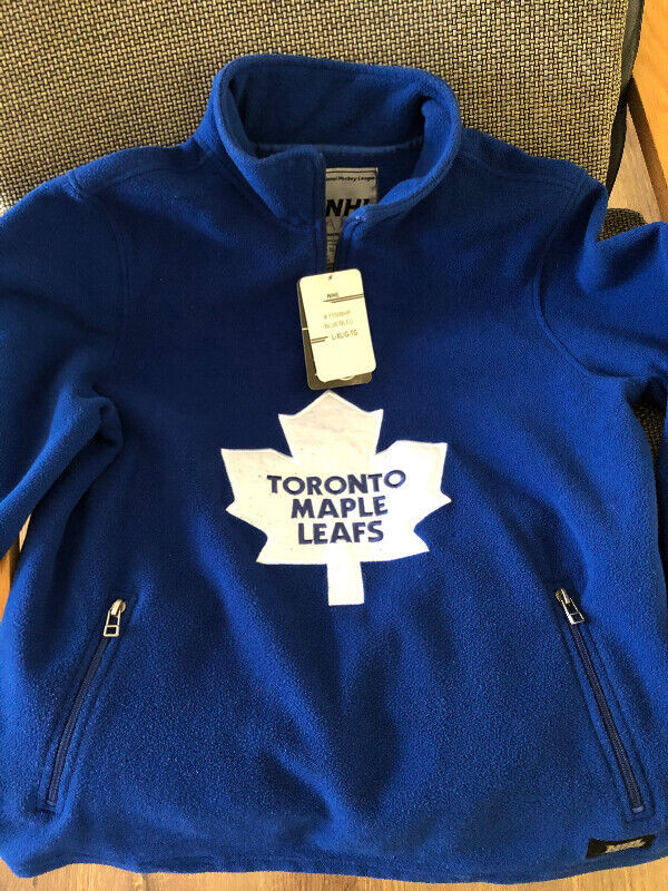 Toronto Maple leafes fleece sweatshirt in Kids & Youth in Oakville / Halton Region