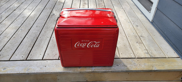 Vintage Coke Coca Cola Cooler in Arts & Collectibles in City of Toronto - Image 2