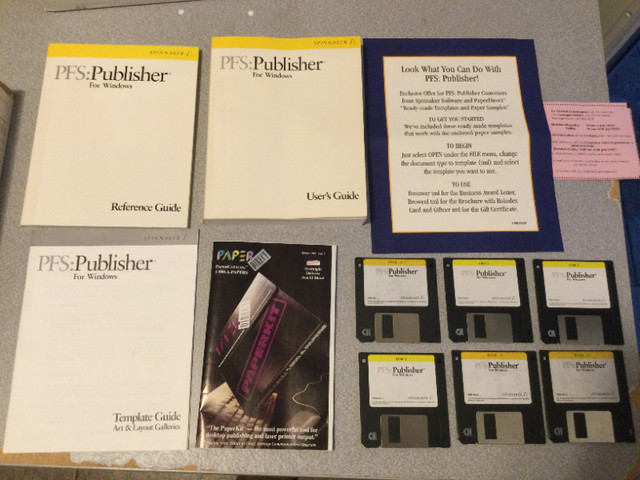 old Windows 3.1 Desktop Publisher 1991 -3 1/2 inch disks Manuals in Software in Oshawa / Durham Region - Image 2