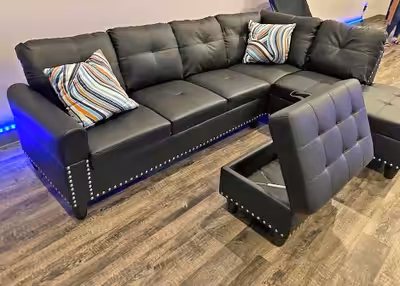 Upgrade your living space with this stylish Sectional Sofa with Ottoman, designed for comfort and ve...