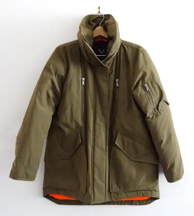 Limited-edition Made in Canada JOE FRESH parka - LARGE., View more