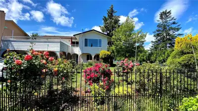 Gordon Head Gem: Spacious Rooms Available in Stunning House!