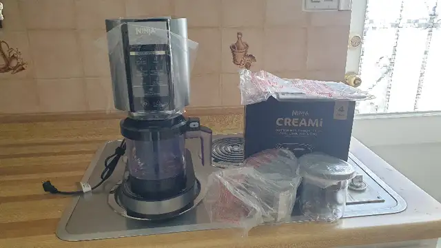 Ninja NC301C, CREAMi Cream Maker, 7 One-Touch Programs w/ extras628632627919381215