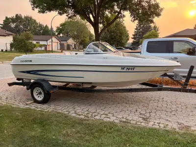 2004 MX175 in great condition. 3.0 Volvo Penta 135 HP with only 175 hours, runs excellent and ready...