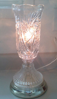 Vintage Pinwheel Crystal Lamp