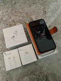 iPhone 11 64 GB **Airpods/Accessories Pkg/Delivery**