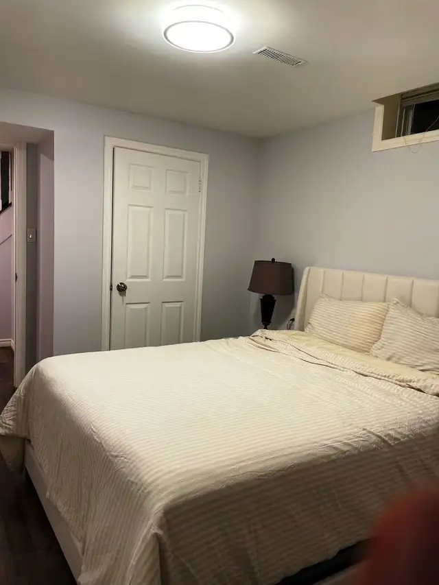 Furnished & Newly Renovated 2-Bedroom Basement Apartment in Long Term Rentals in Markham / York Region - Image 20