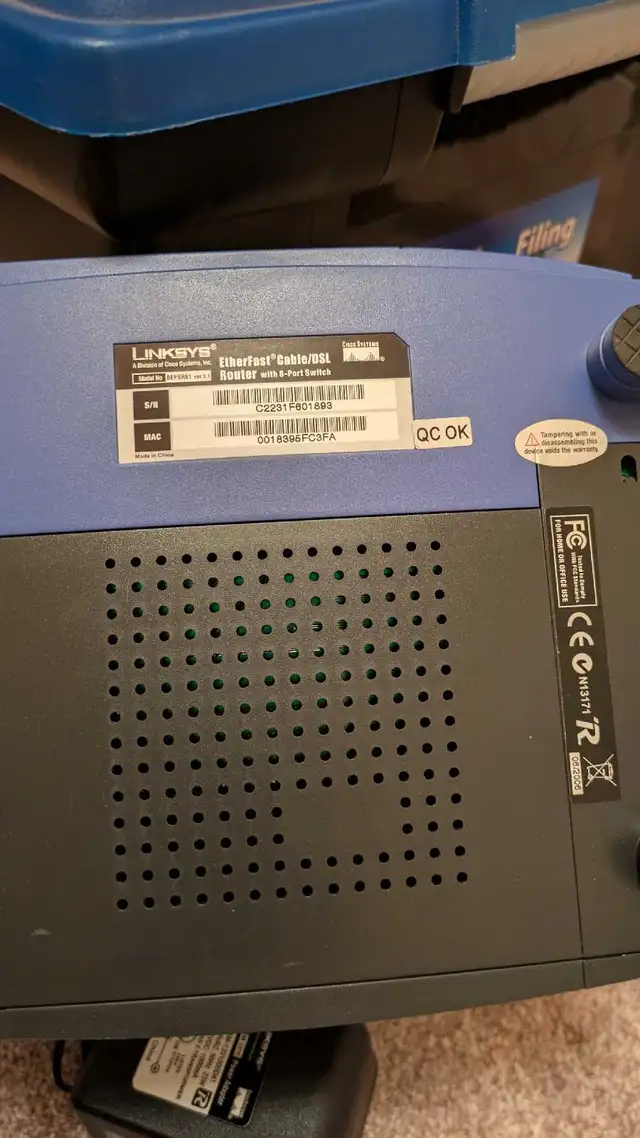 linksys etherfast cable dsl router with 8 port switch in Other in Edmonton - Image 4