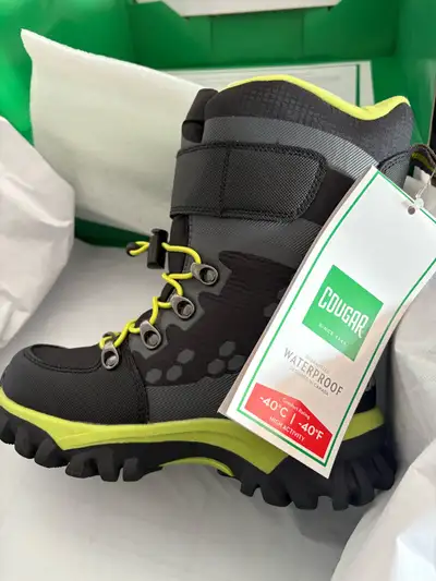 BNIB Winter Boots - Kids (Size 1) , View more