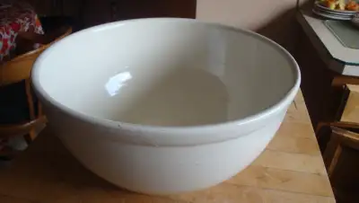 #12 MEDICINE POTTERY MIXING BOWL 13 INCHES ACROSS P/U QUEENSLAND, View more