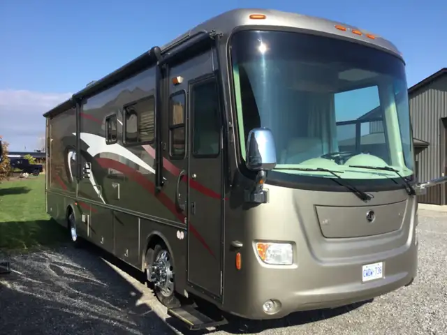 2008 Holiday Rambler Vacationer XL. Diesel pusher.only 32000 kms in RVs & Motorhomes in St. Catharines - Image 3